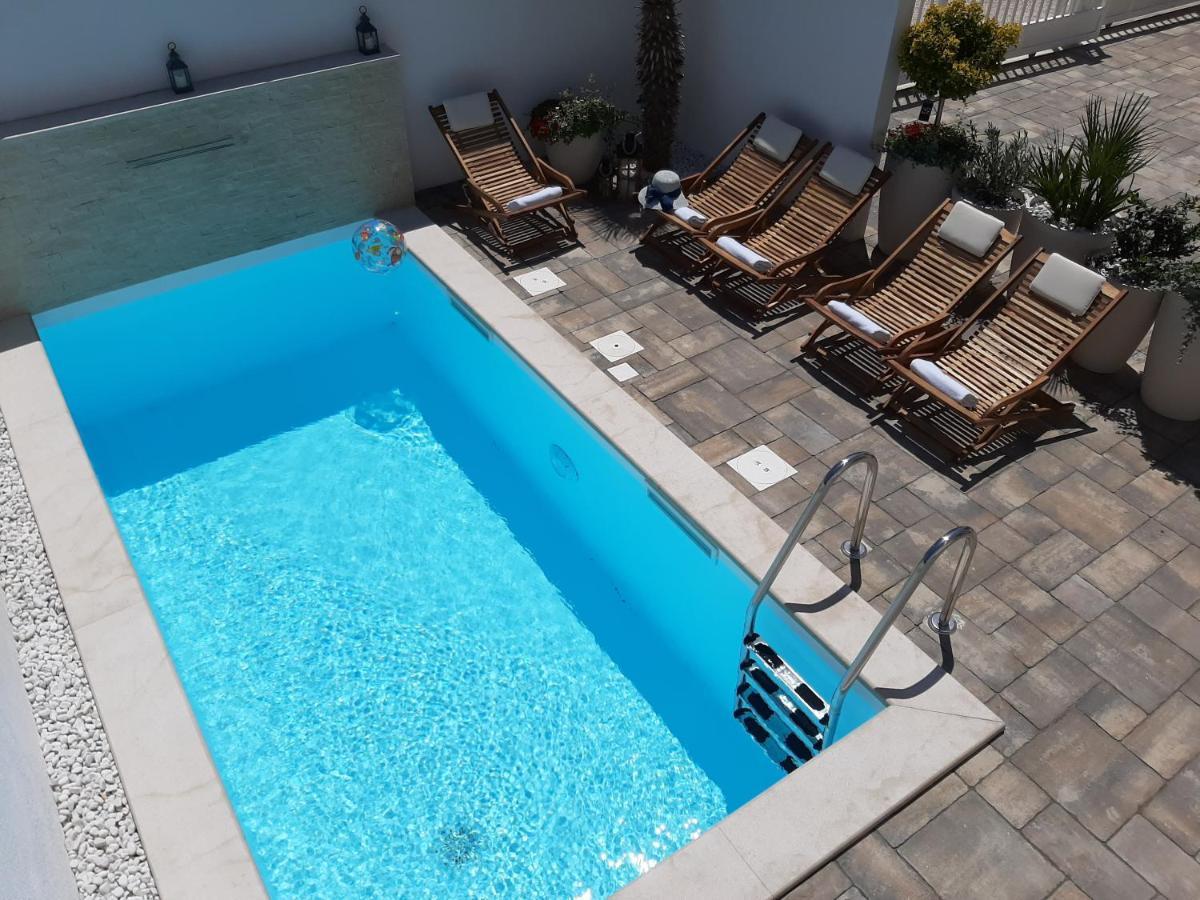 Bella Apartments Vir Zewnętrze zdjęcie