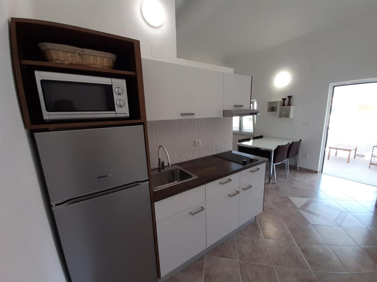 Bella Apartments Vir Zewnętrze zdjęcie