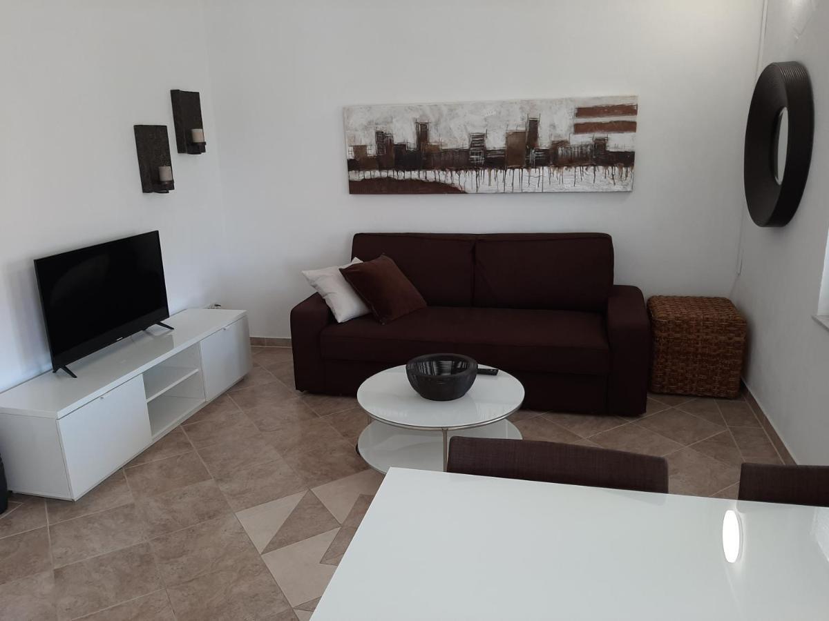 Bella Apartments Vir Zewnętrze zdjęcie