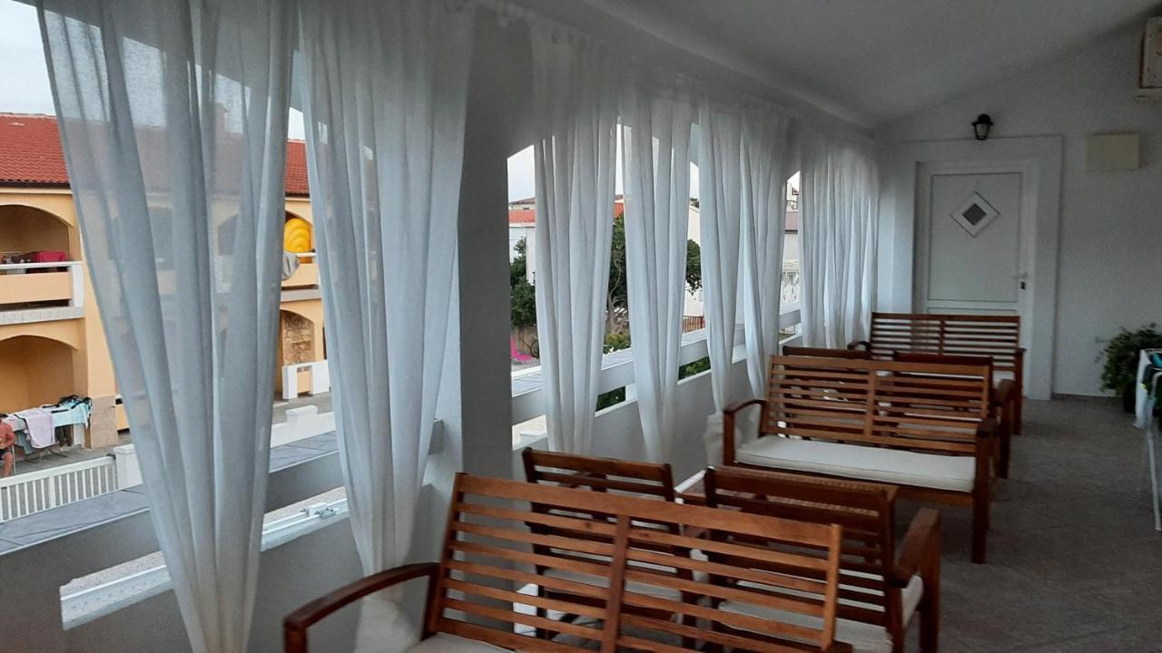 Bella Apartments Vir Zewnętrze zdjęcie