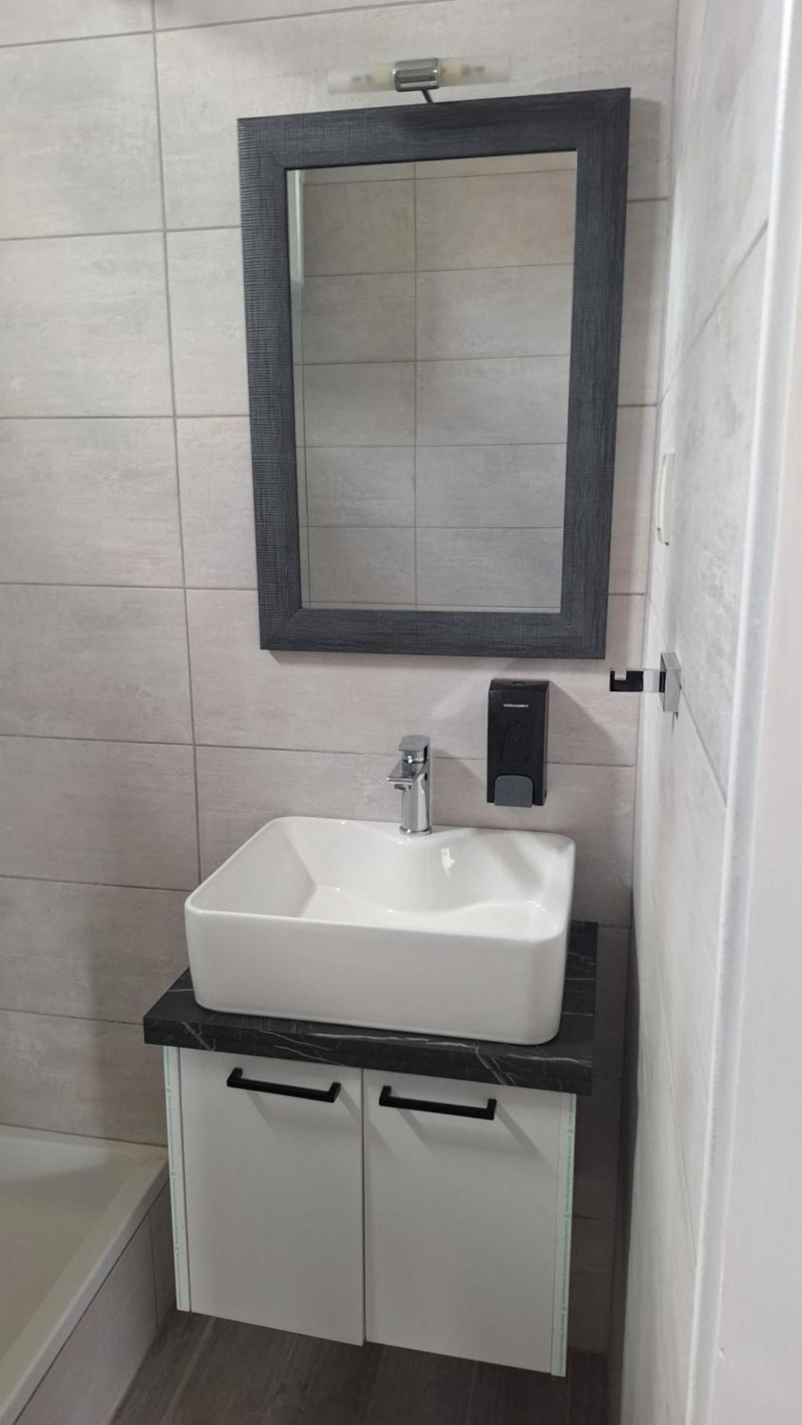 Bella Apartments Vir Zewnętrze zdjęcie
